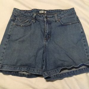 Lee denim shorts.
